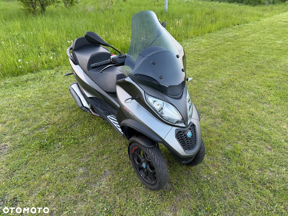 Piaggio MP-3 - 7