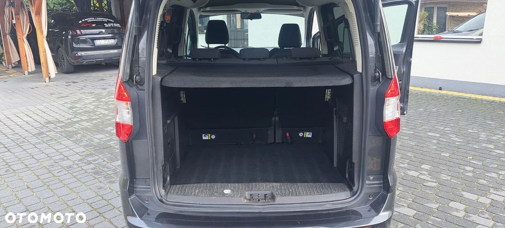 Ford Tourneo Courier 1.5 TDCi Titanium - 9