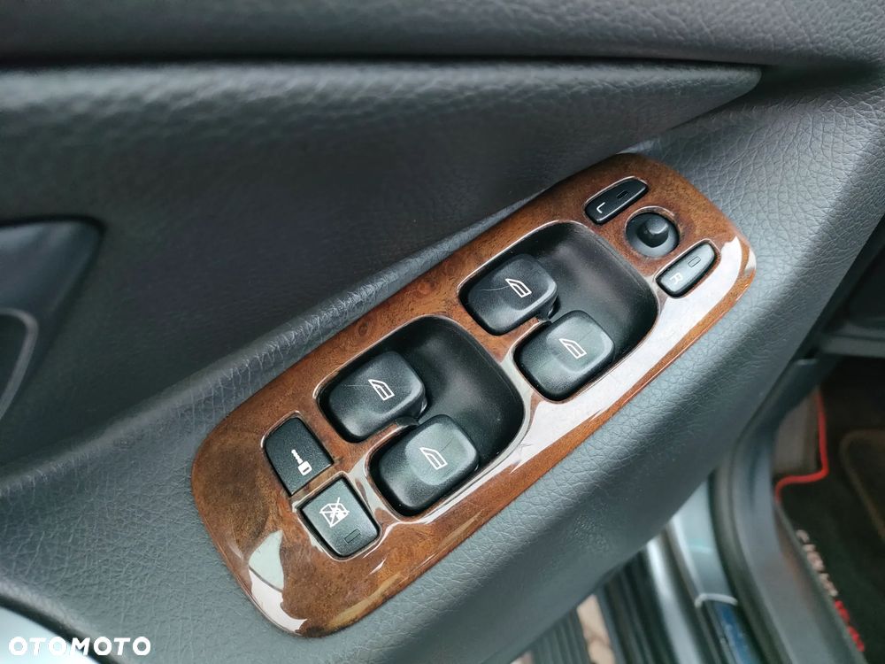 Volvo XC 90 V8 Executive - 28