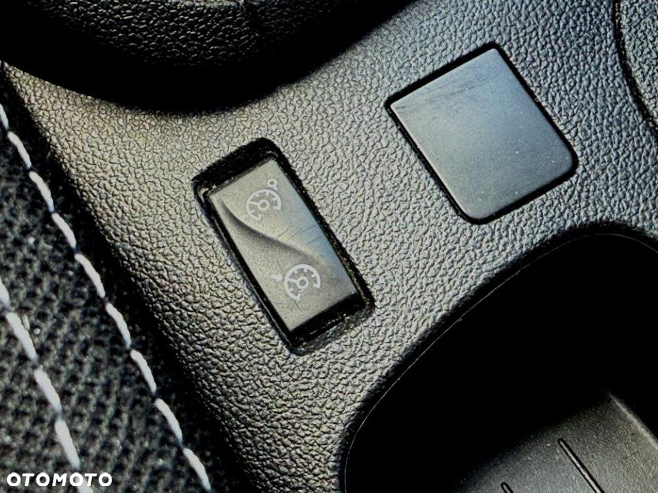 Renault Clio - 27