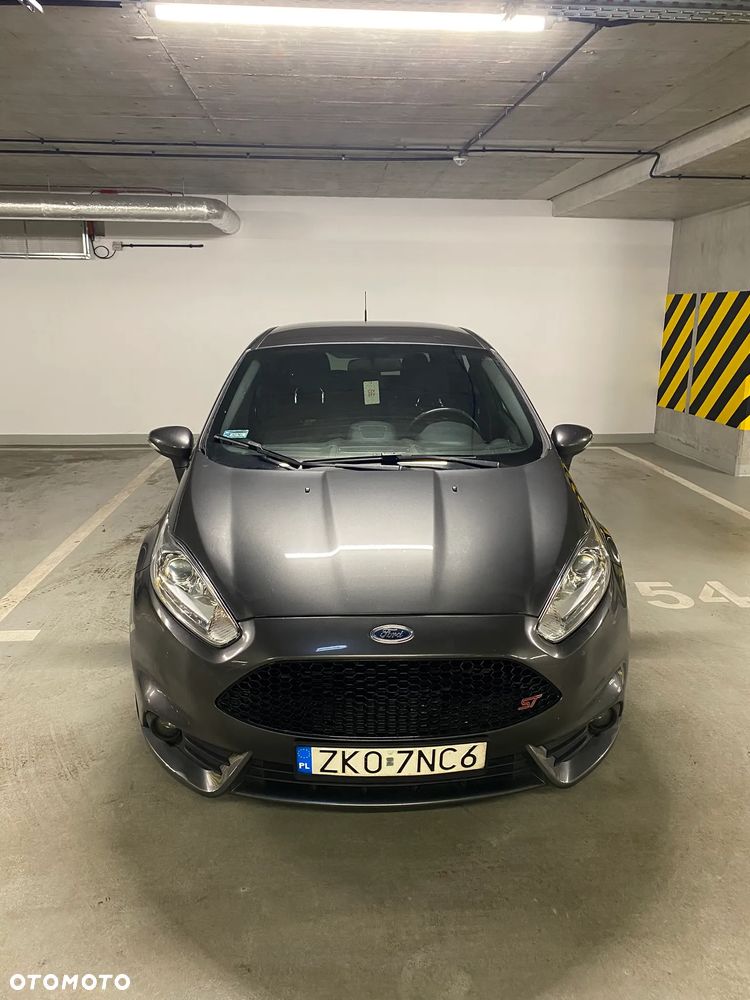 Ford Fiesta ST - 2