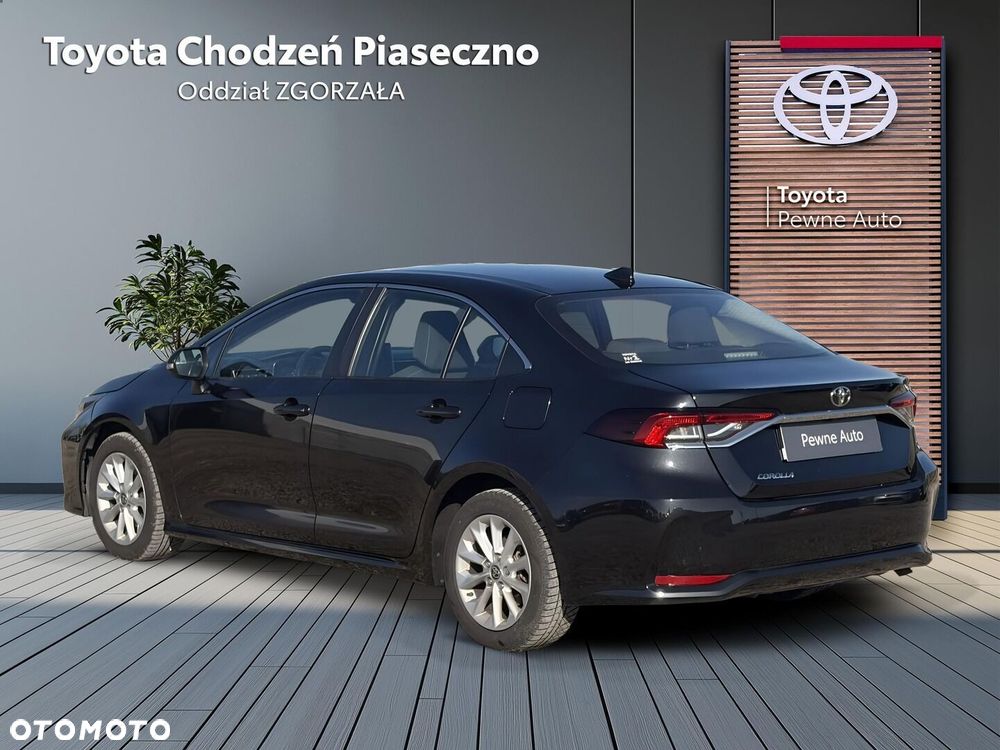 Toyota Corolla - 4