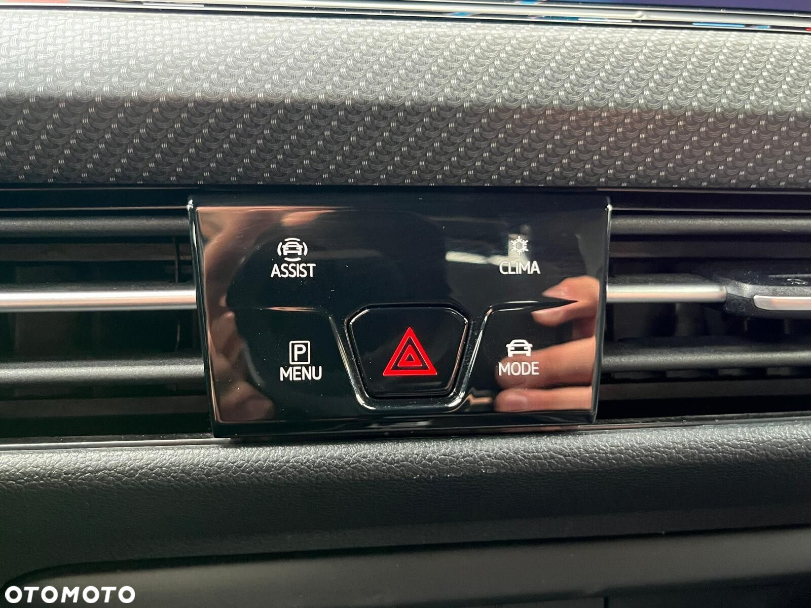 Volkswagen Golf - 21