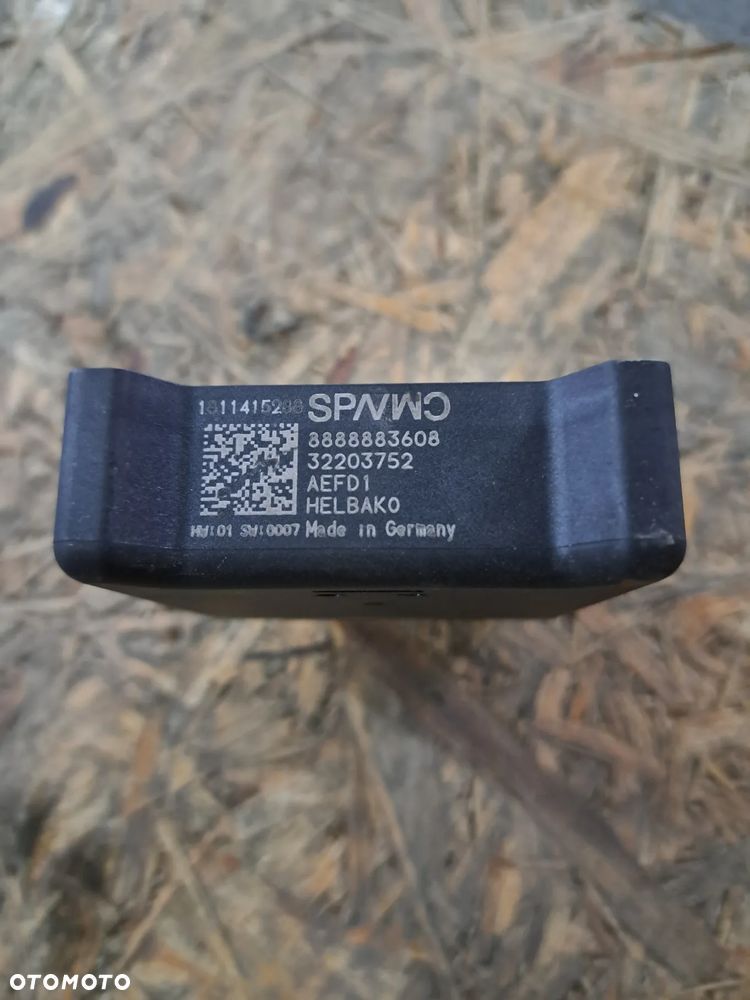 VOLVO XC40  Sterownik pompy paliwa 32203752 - 4