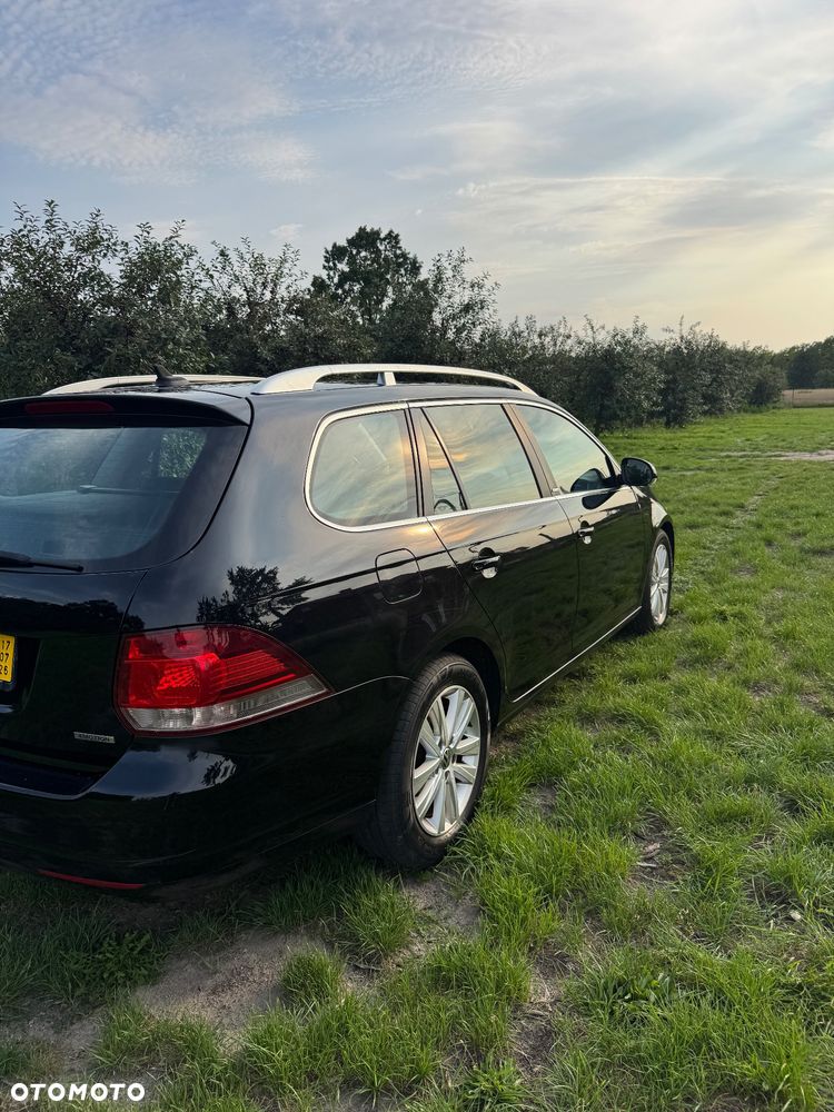 Volkswagen Golf - 4