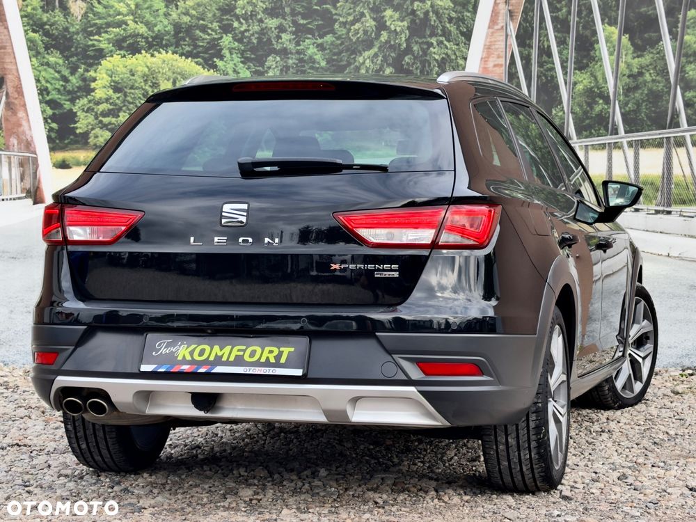 Seat Leon 2.0 TDI DPF DSG Xcellence - 11