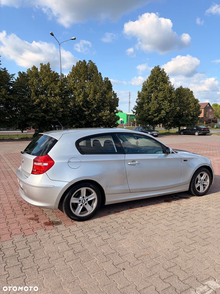 BMW Seria 1 118d - 4