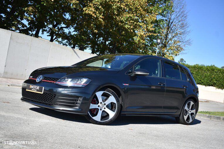 VW Golf 2.0 TSi GTi - 2