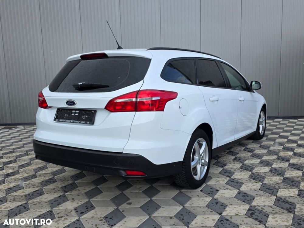 Ford Focus 1.5 TDCi DPF Start-Stopp-System Business - 6
