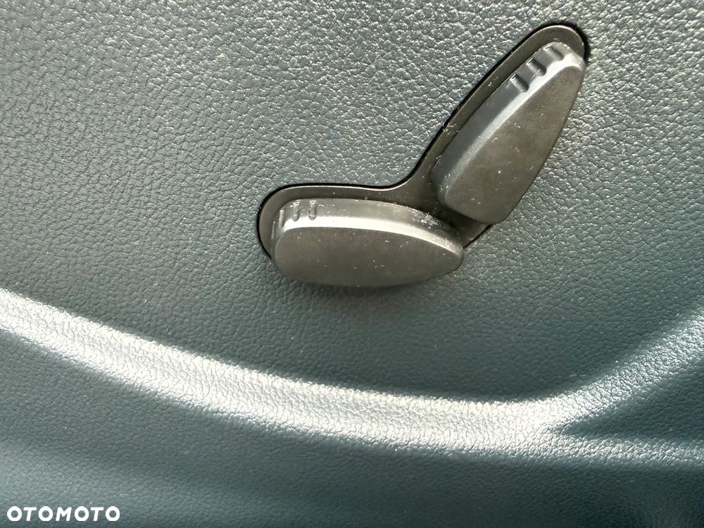 Ford C-MAX 1.6 TDCi Titanium - 13