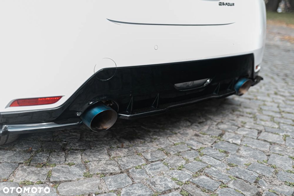 Toyota GR Yaris - 12