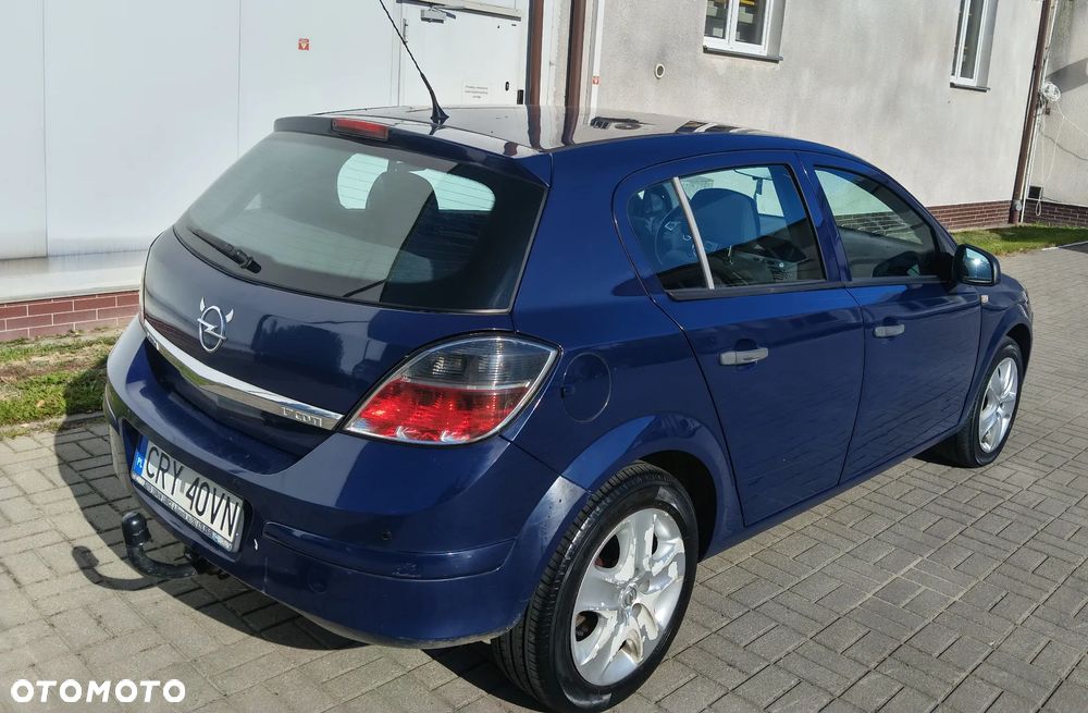 Opel Astra 1.7 CDTI Enjoy - 23