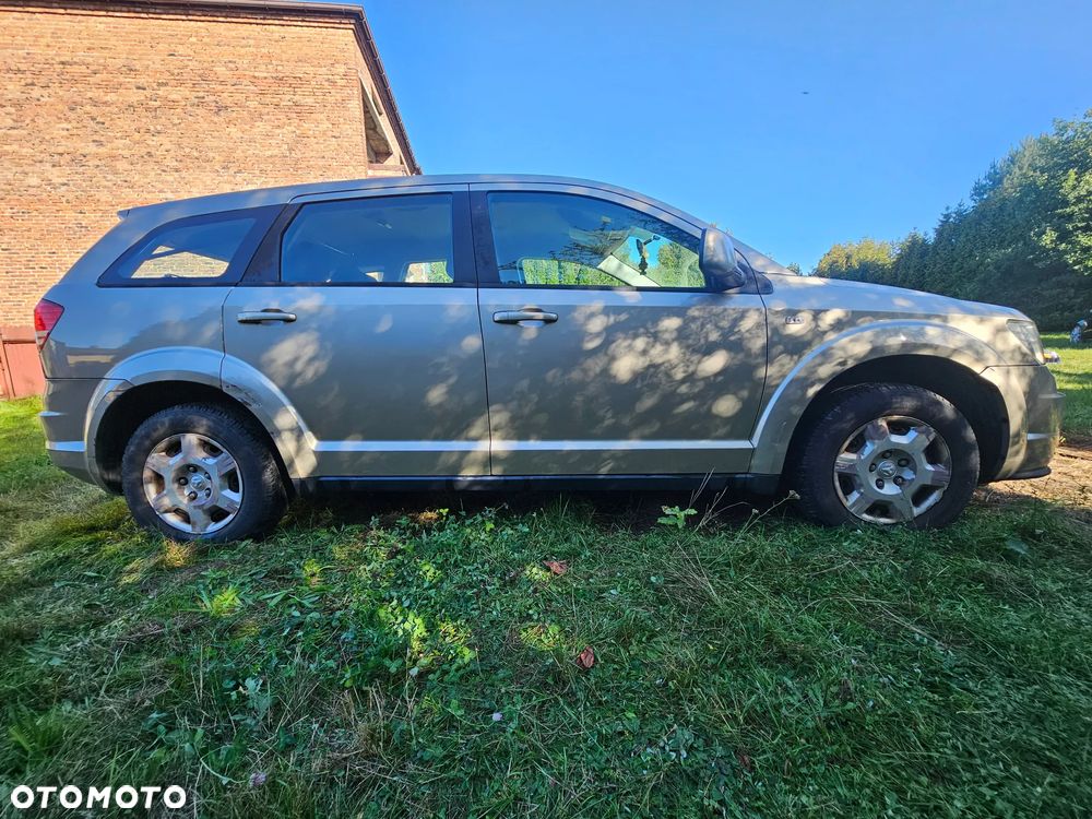 Dodge Journey 2.0 CRD SE - 4