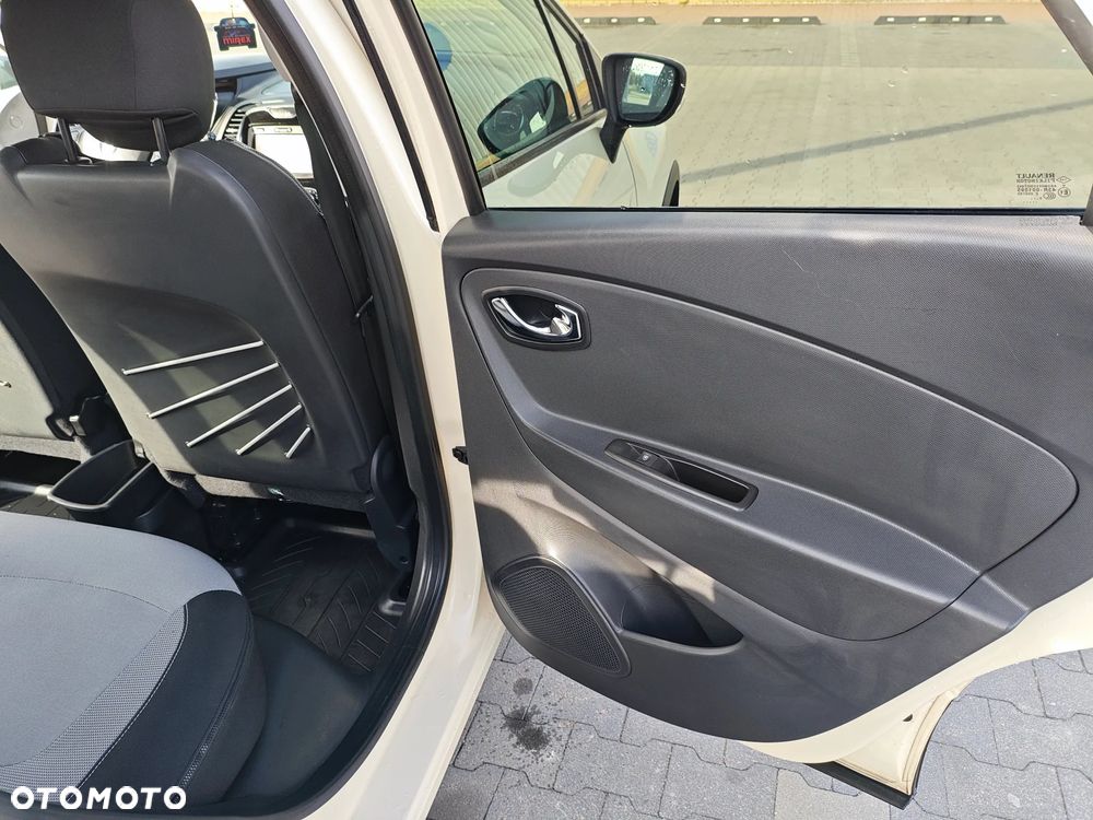 Renault Captur 1.2 TCe Intens EDC - 17