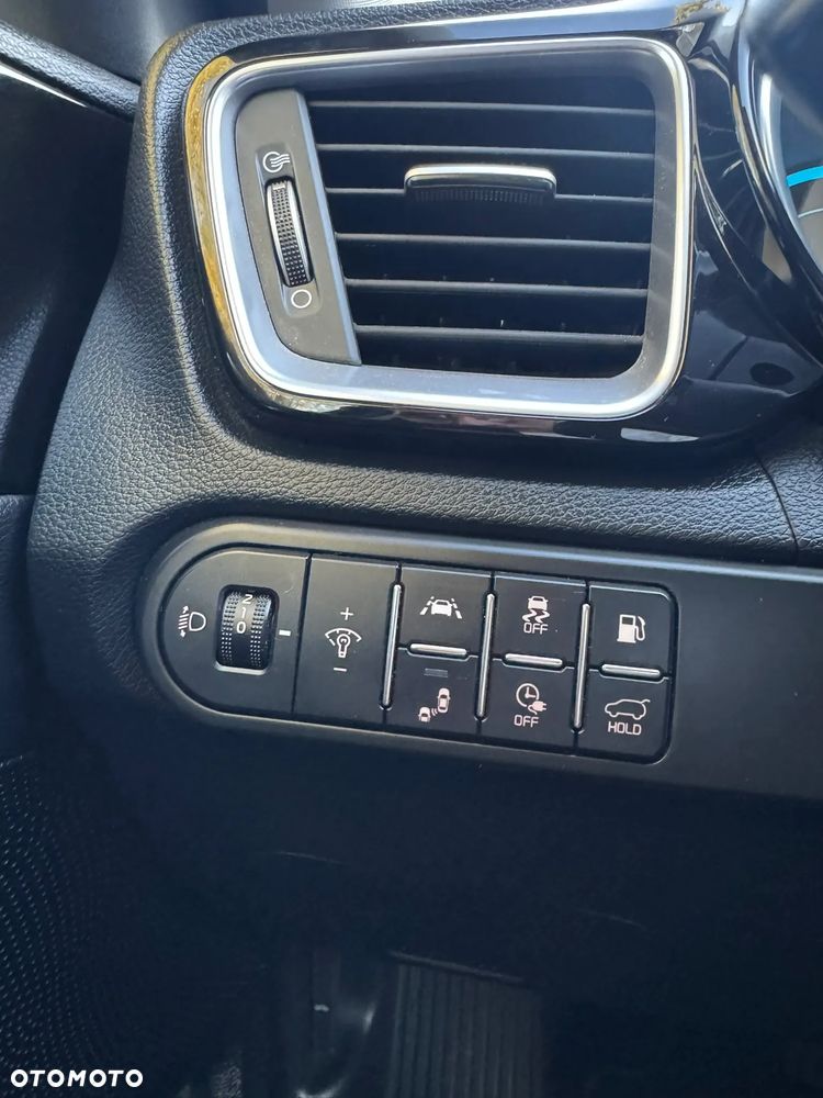 Kia XCeed - 17