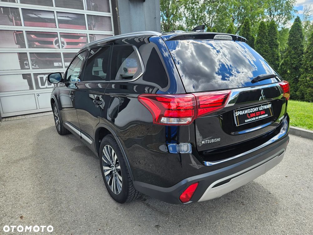 Mitsubishi Outlander 2.0 Intense + Navi 4WD CVT - 7