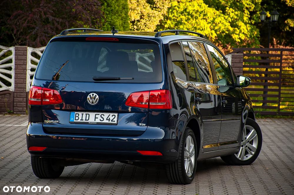 Volkswagen Touran 1.6 TDI DPF BlueMotion Technology MATCH - 18