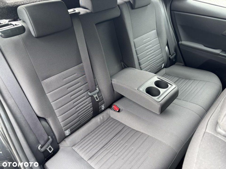 Toyota Auris - 14