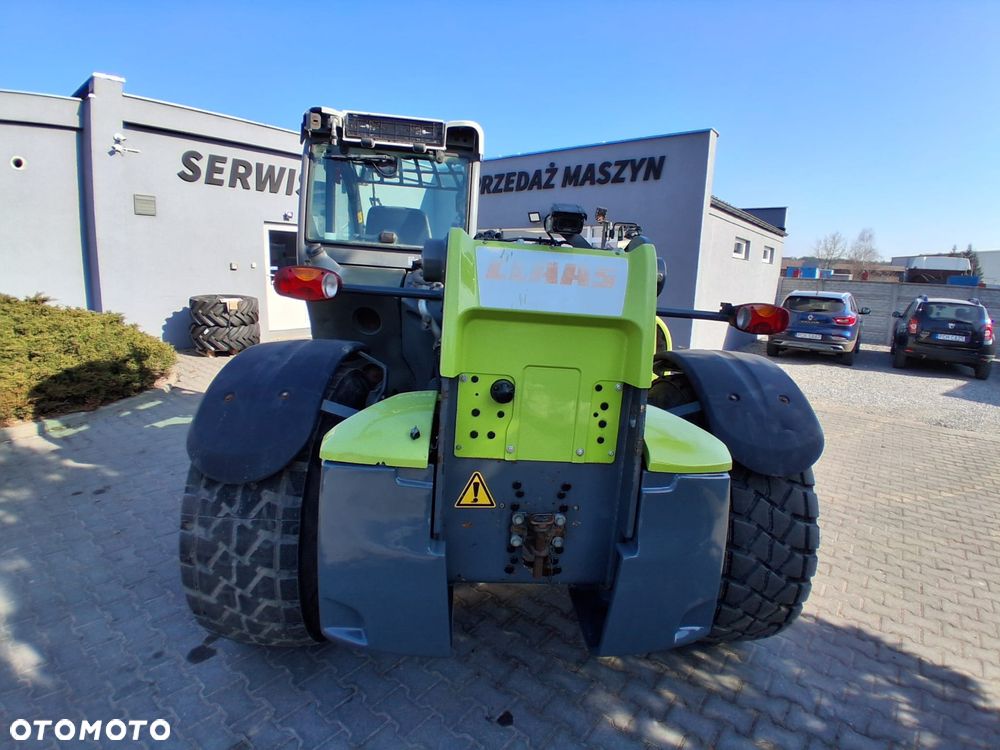 Claas SCORPION 7050 - 15