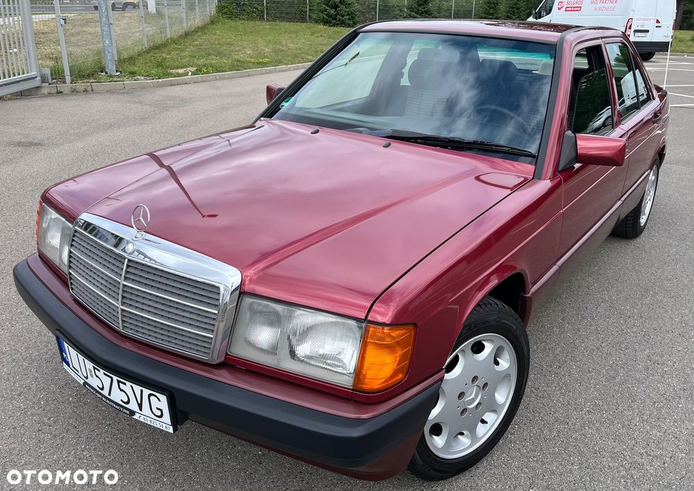 Mercedes-Benz W201 (190) - 23
