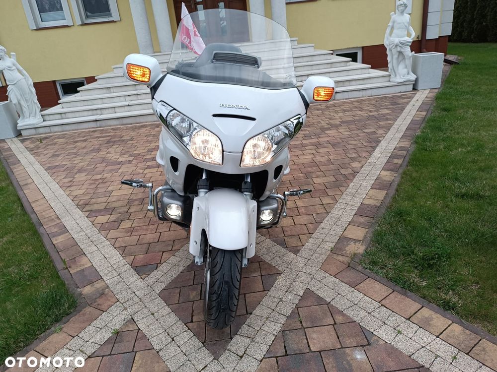 Honda GL - 5