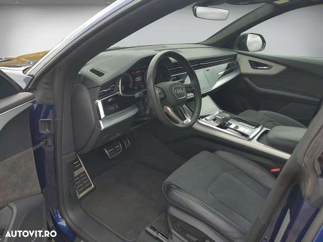 Audi Q8 - 10