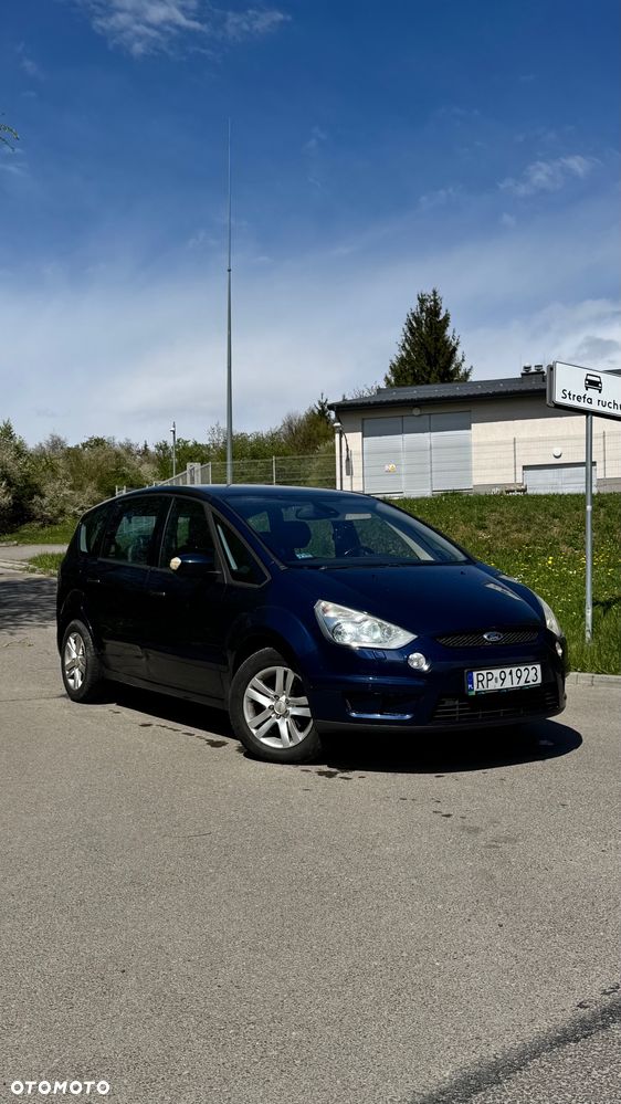 Ford S-Max 2.0 TDCi DPF Titanium - 13