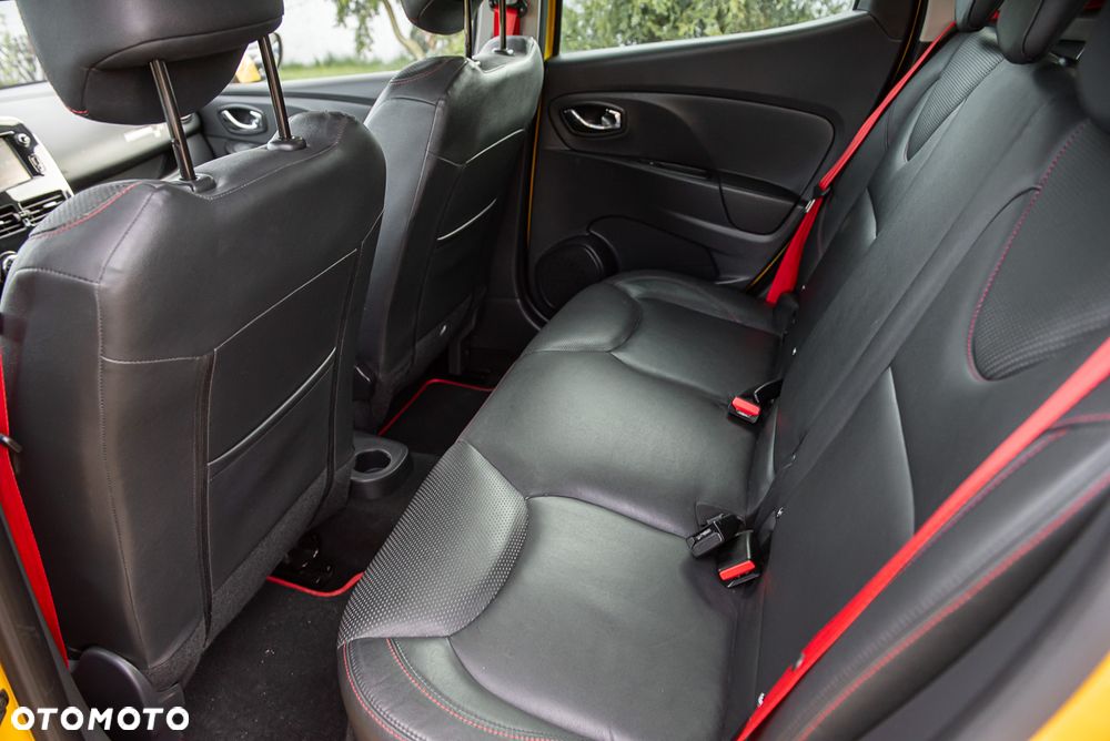 Renault Clio TCe 200 EDC Sport - 32