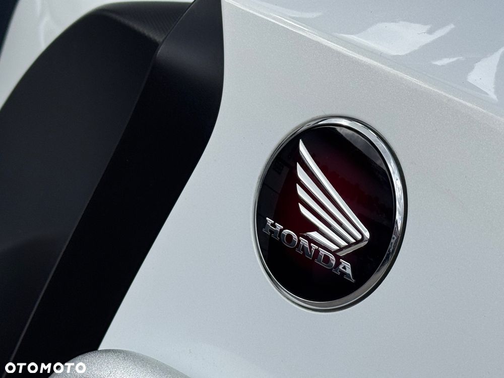 Honda VFR - 9
