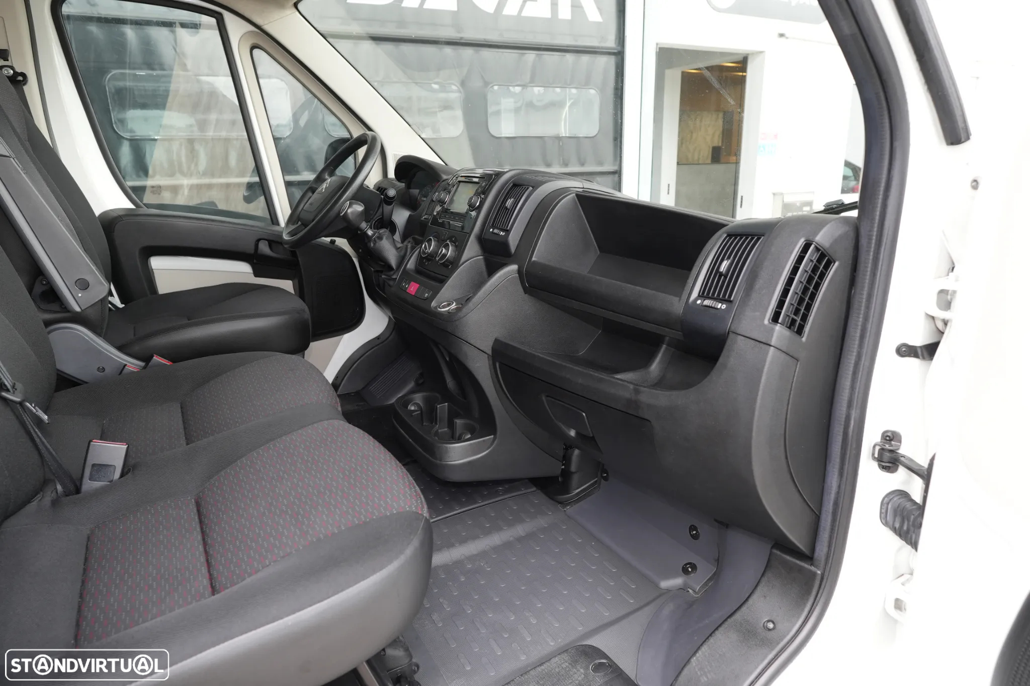 Citroën Jumper L2H2 2.0BlueHDI 130cv - 10