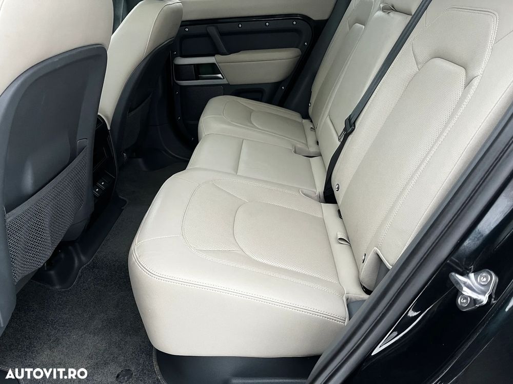 Land Rover Defender 110 3.0 D250 MHEV - 10