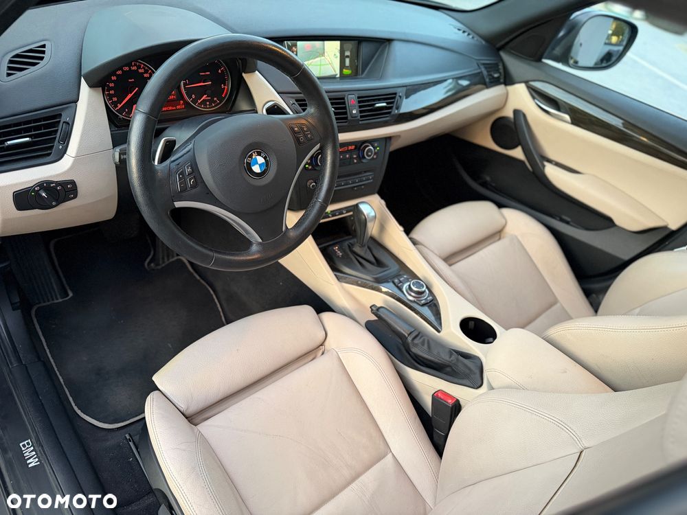 BMW X1 - 8