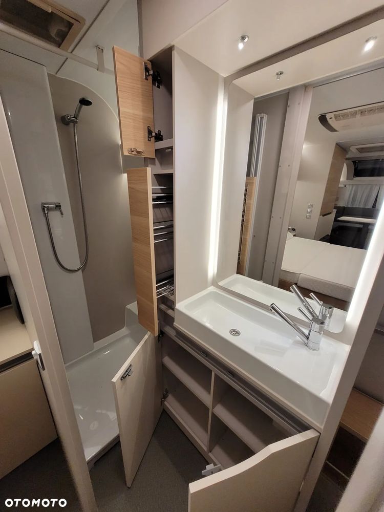 Adria Adora 613UT,  klimatyzacja,  mover - 8