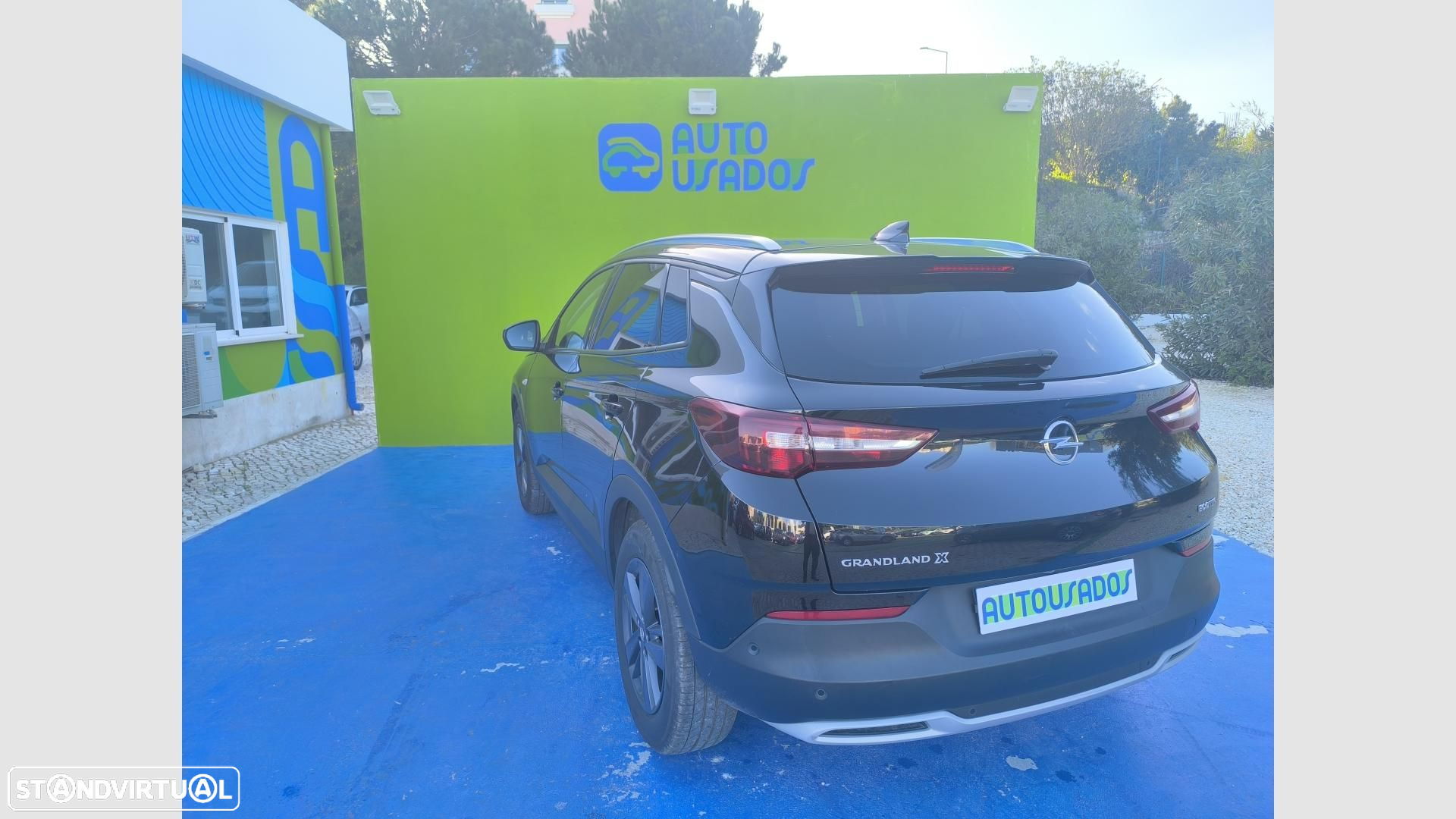 Opel Grandland X 1.2 T Design & Tech - 4