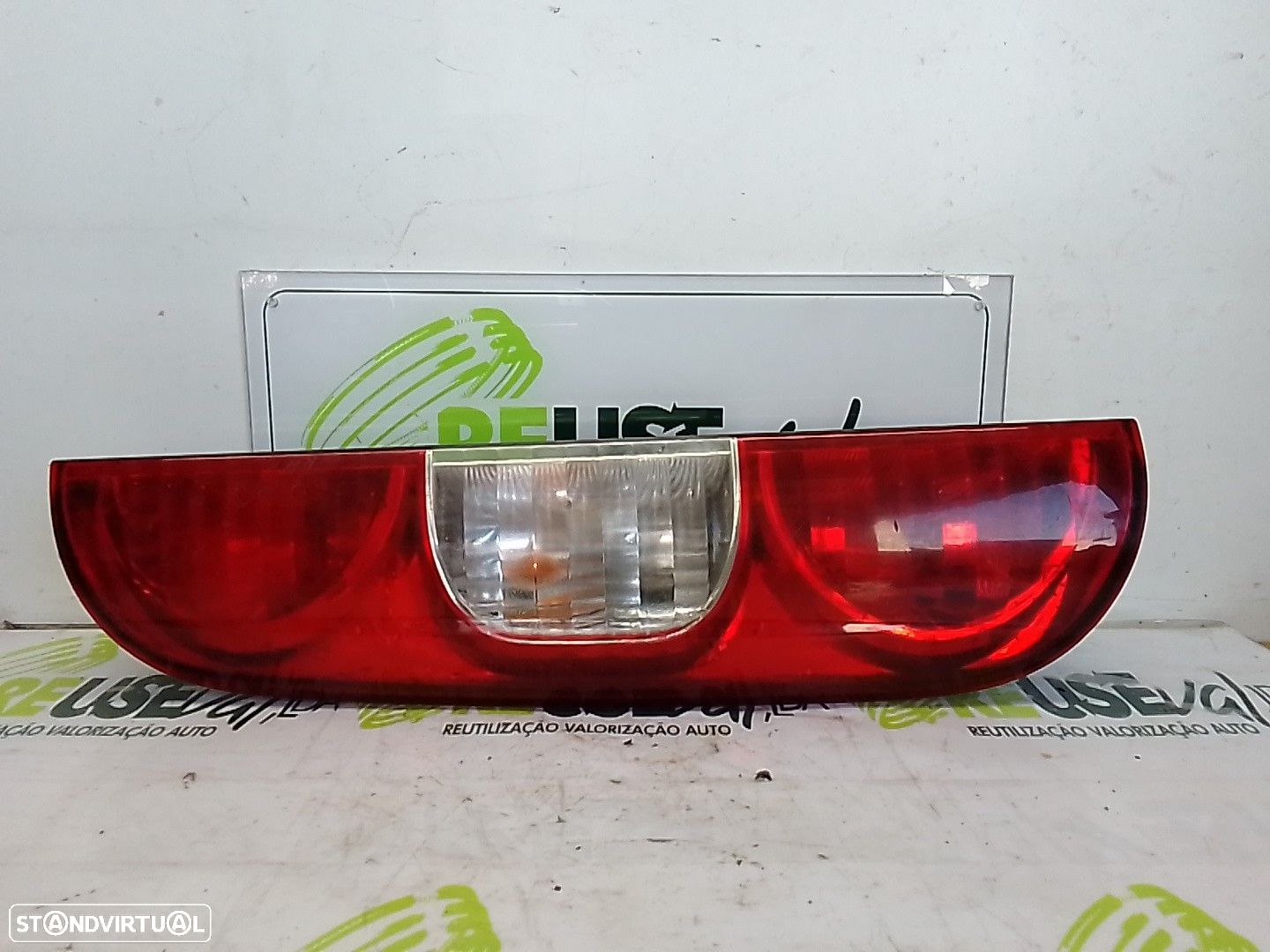Farolim Stop Esq Fiat Doblo Cargo (223_) - 1