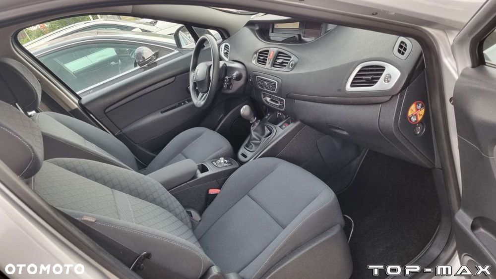 Renault Scenic - 15