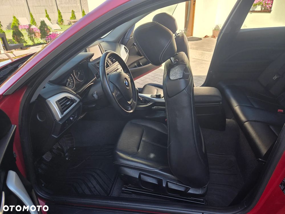 BMW Seria 1 116d - 24