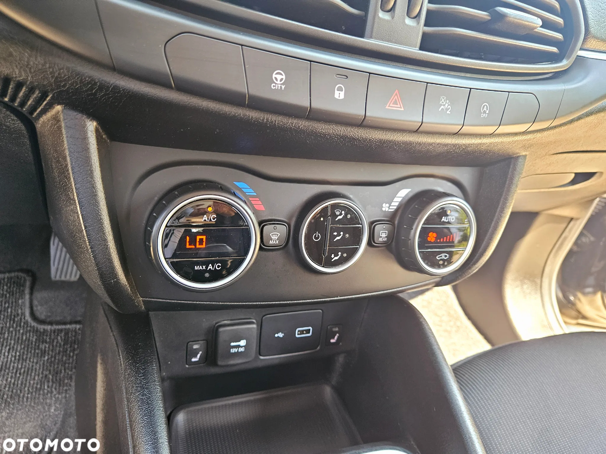 Fiat Tipo 1.6 MultiJet 16v Mirror - 27