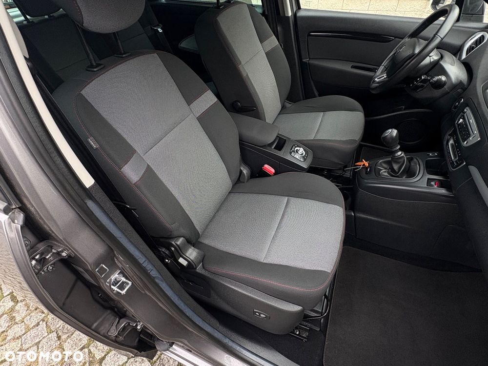 Renault Scenic 1.6 16V 110 Paris - 24
