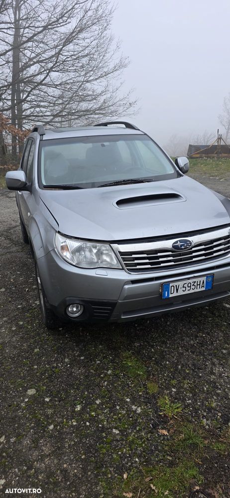Subaru Forester 2.0D Active - 1