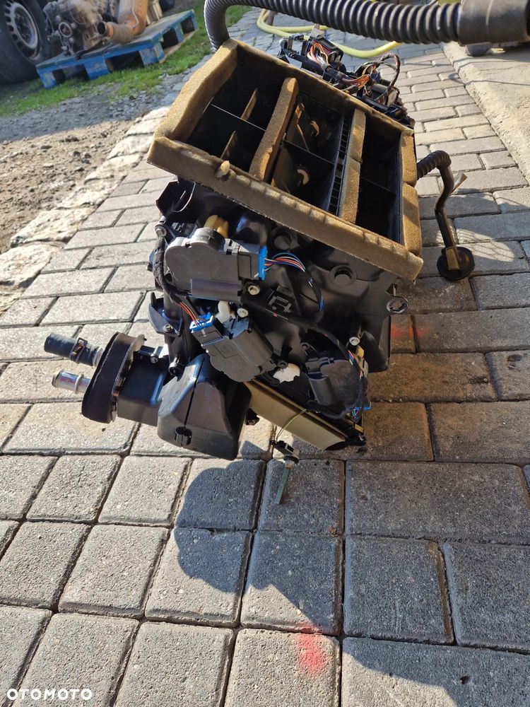 NAGRZEWNICA VW T6 2016r - 6