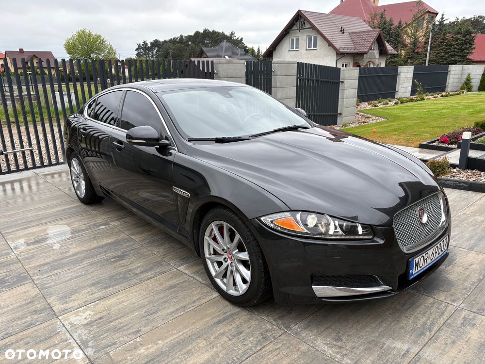 Jaguar XF 2.0 T Prestige - 1
