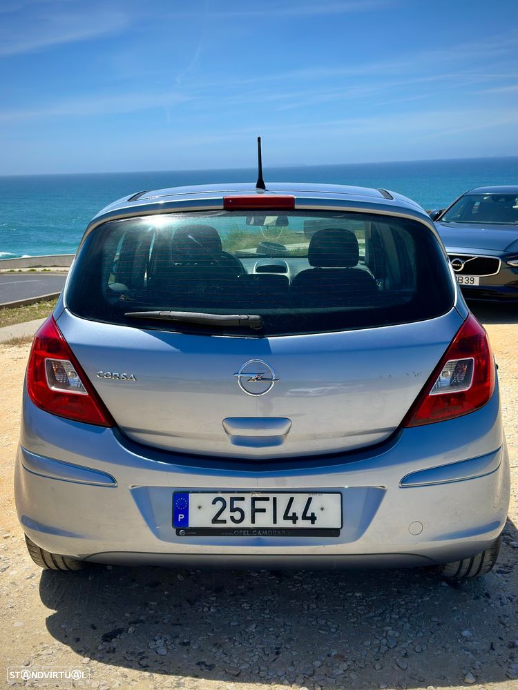 Opel Corsa 1.3 CDTI Enjoy EcoFLEX - 11