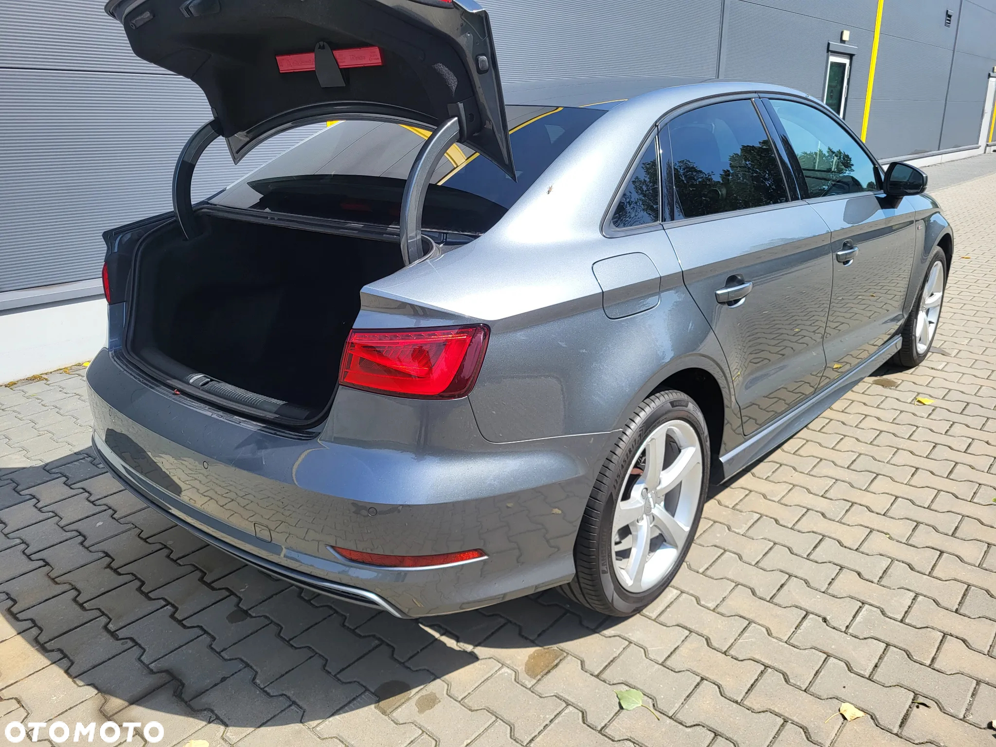Audi A3 Limousine 1.6 TDI clean diesel Attraction S tronic - 13