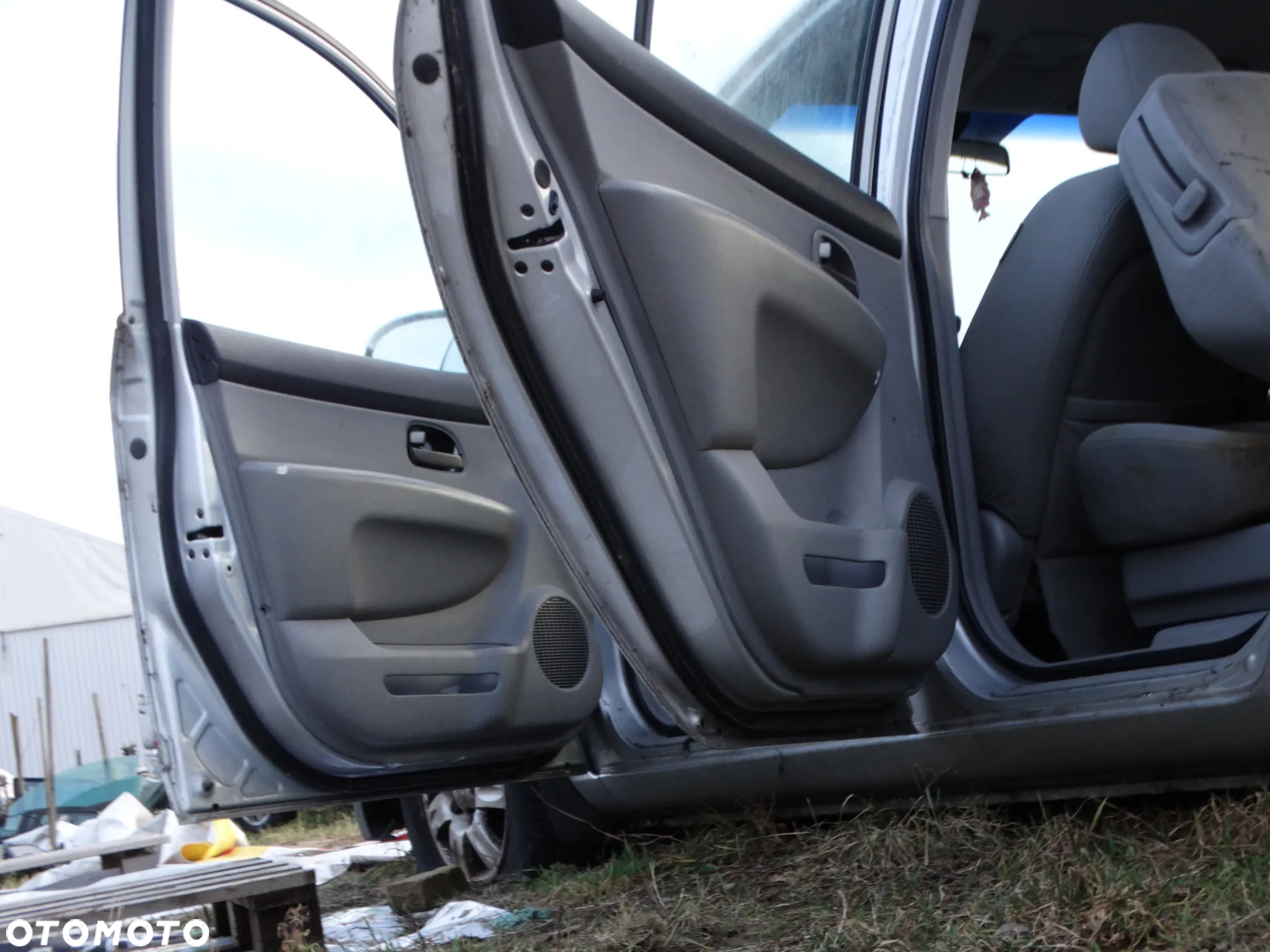 Kia Carens 3 III Srebrna kolor 7S Maska Drzwi Klapa Zderzak Relingi Poprzeczki Bagażnik Zderzak - 7