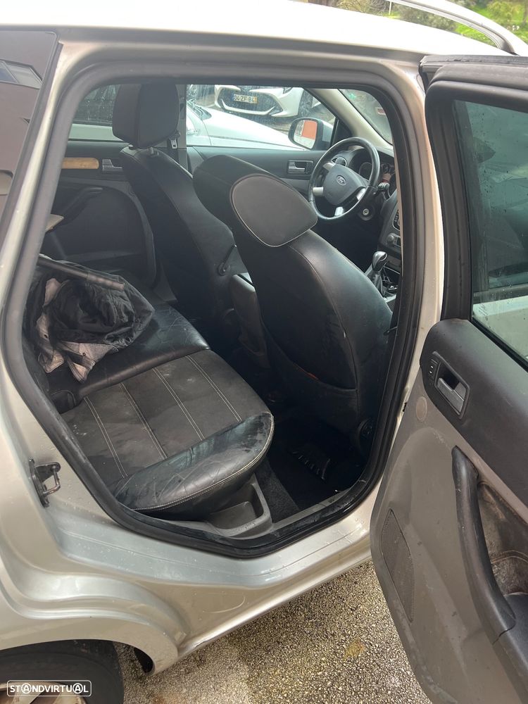 Ford Focus SW 1.6 TDCi Titanium - 6