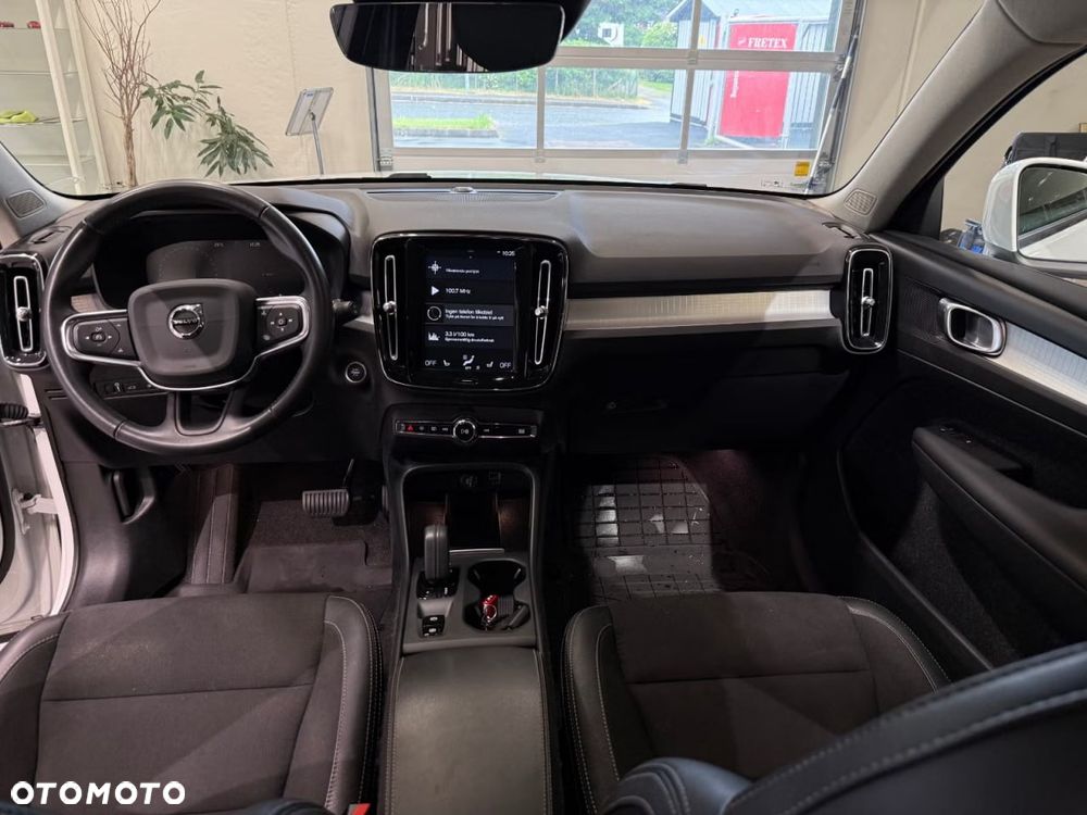 Volvo XC 40 T5 Plug-In Hybrid Momentum - 18