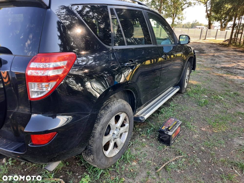 Toyota RAV4 2.2 D-4D Sol 4x2 - 4