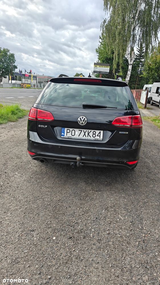Volkswagen Golf - 5