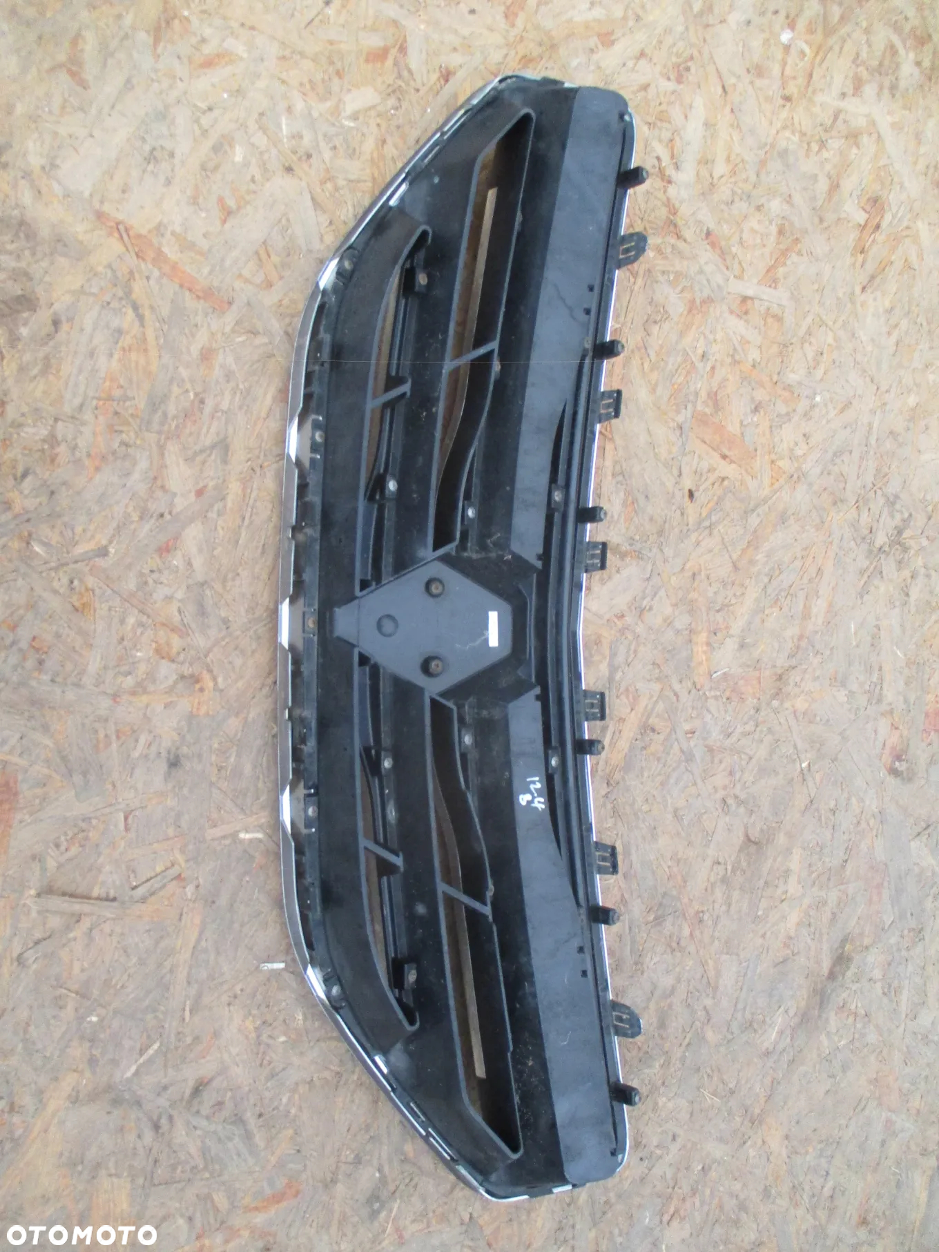 RENAULT KOLEOS I LIFT 2011-14 ATRAPA GRILL 623104218R - 2